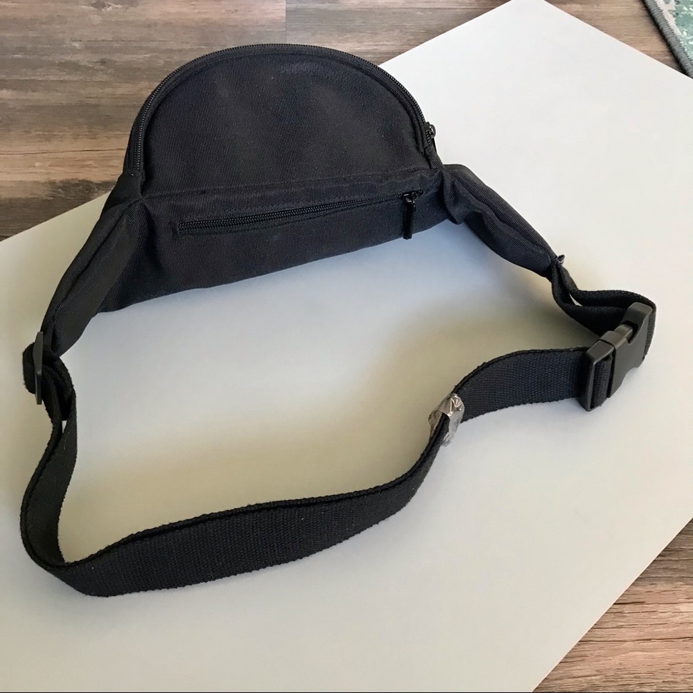 Jack Daniels Insulated Fanny Pack Cooler Bag *A9 - Picture 3 of 11